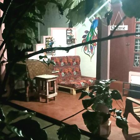 Sigiri Picaso Home Stay Sigiriya Esterno foto