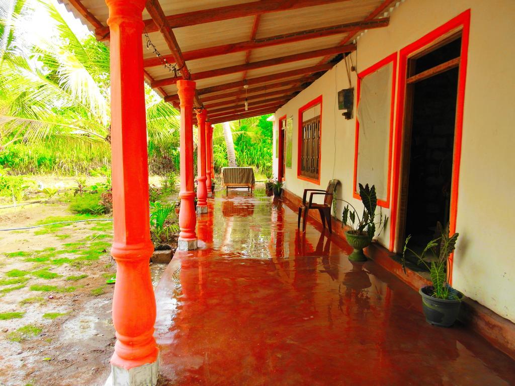 Sigiri Picaso Home Stay Sigiriya Esterno foto