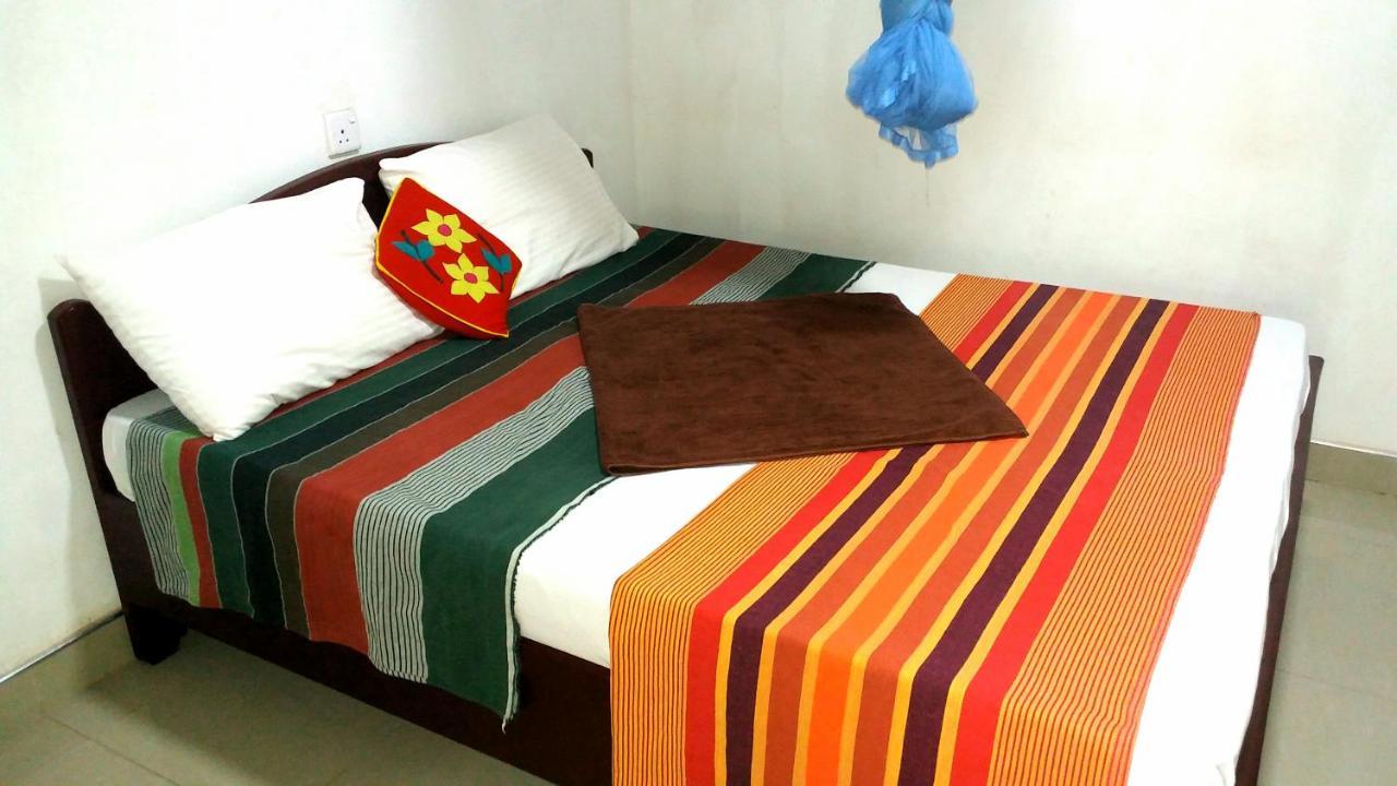 Sigiri Picaso Home Stay Sigiriya Esterno foto