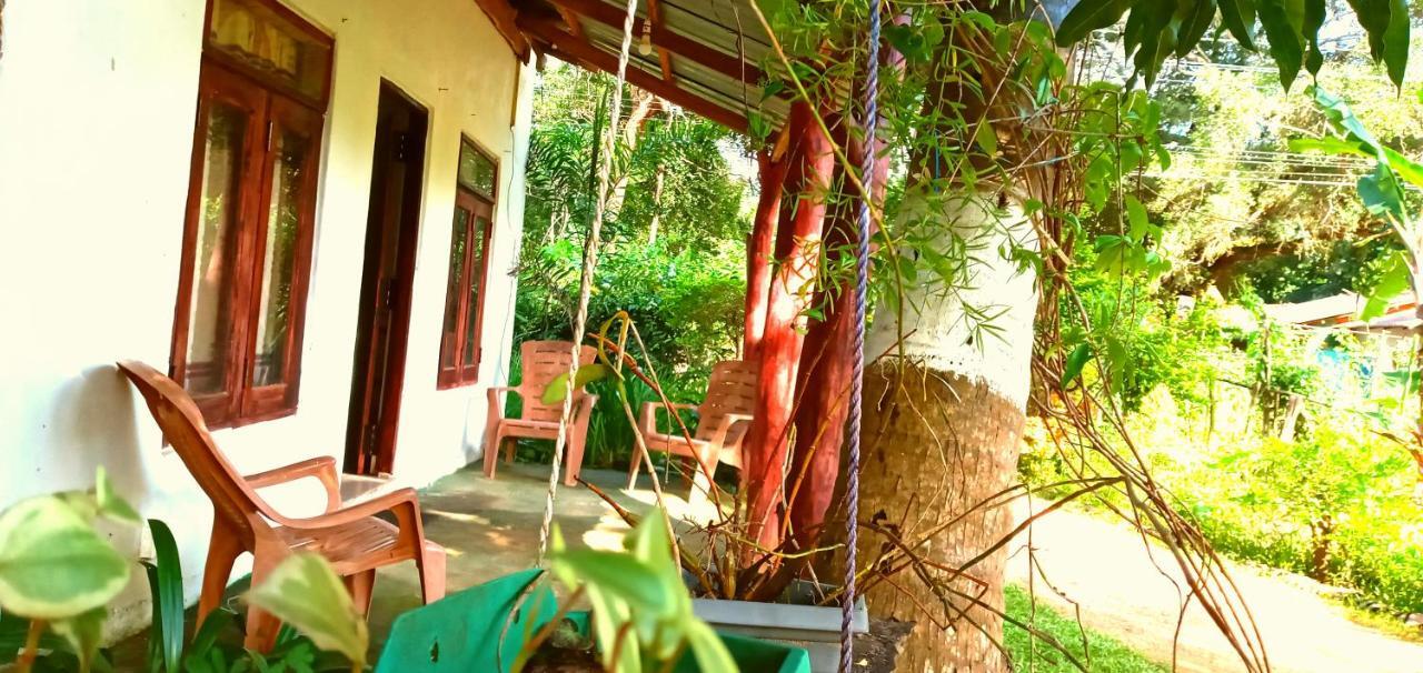 Sigiri Picaso Home Stay Sigiriya Esterno foto